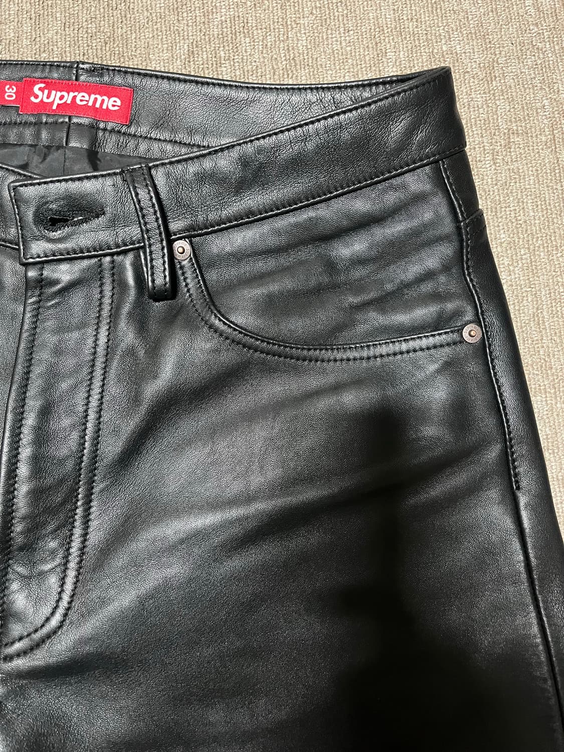 슈프림 25 ss 레더 배기 쇼츠 30size 상품이미지5