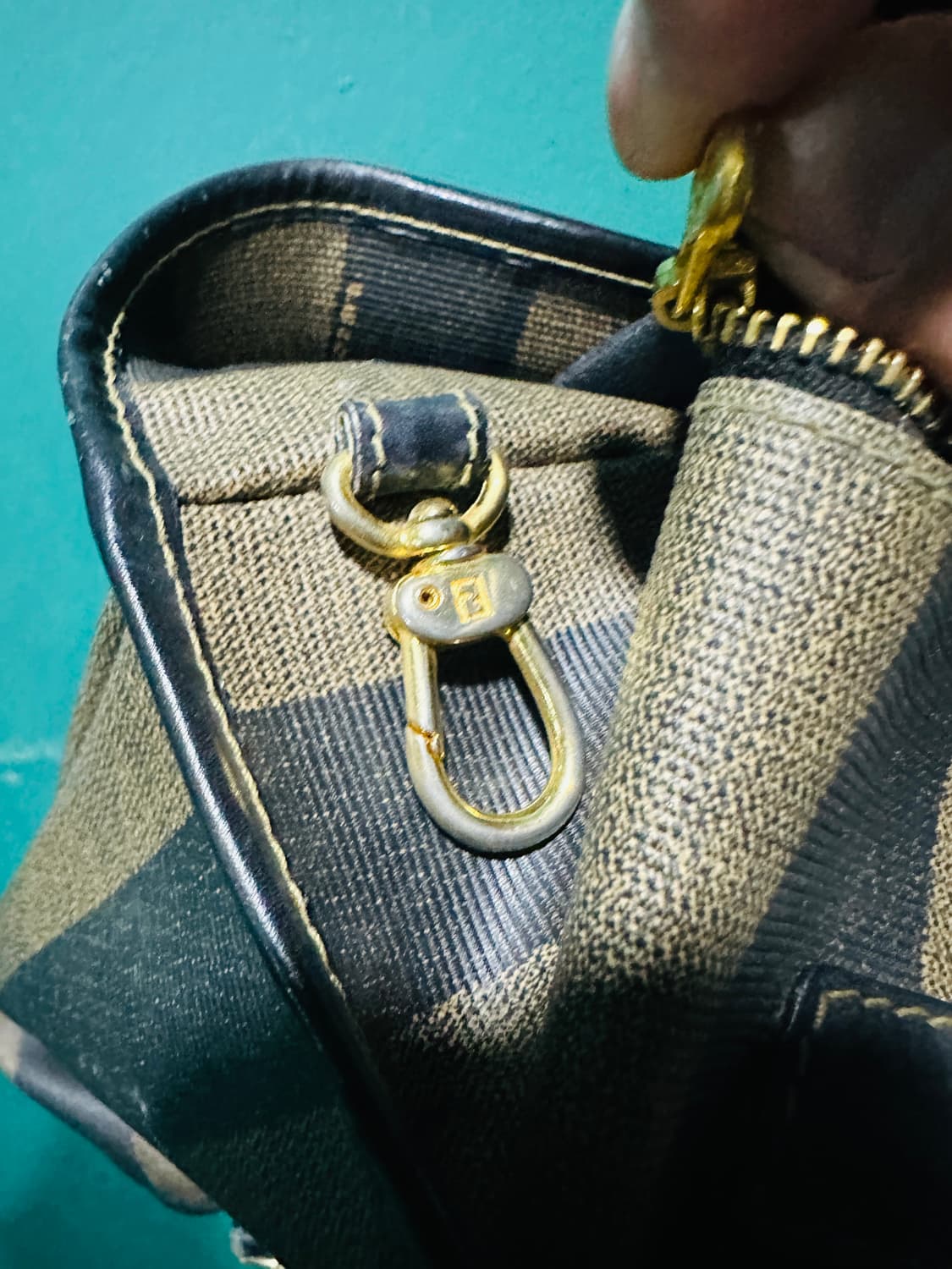 펜디 FF로고 페귄 슬링백 상품이미지6