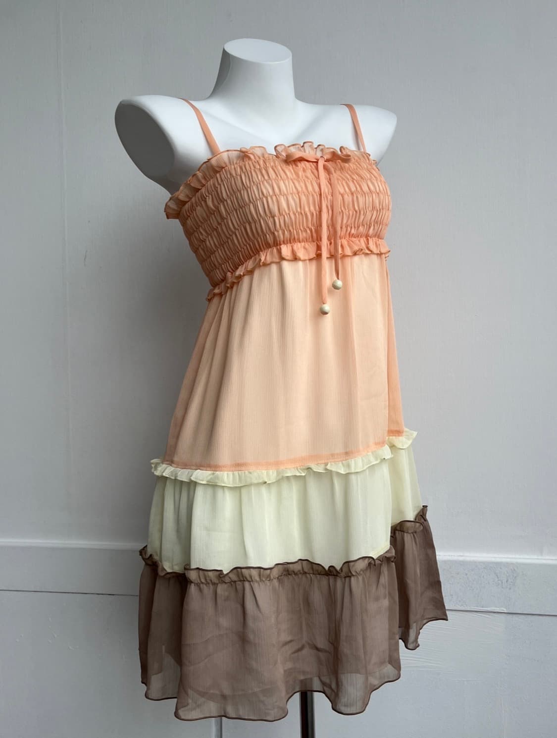 TM-PLUS 피치 쉬폰 티어드 원피스 상품이미지1