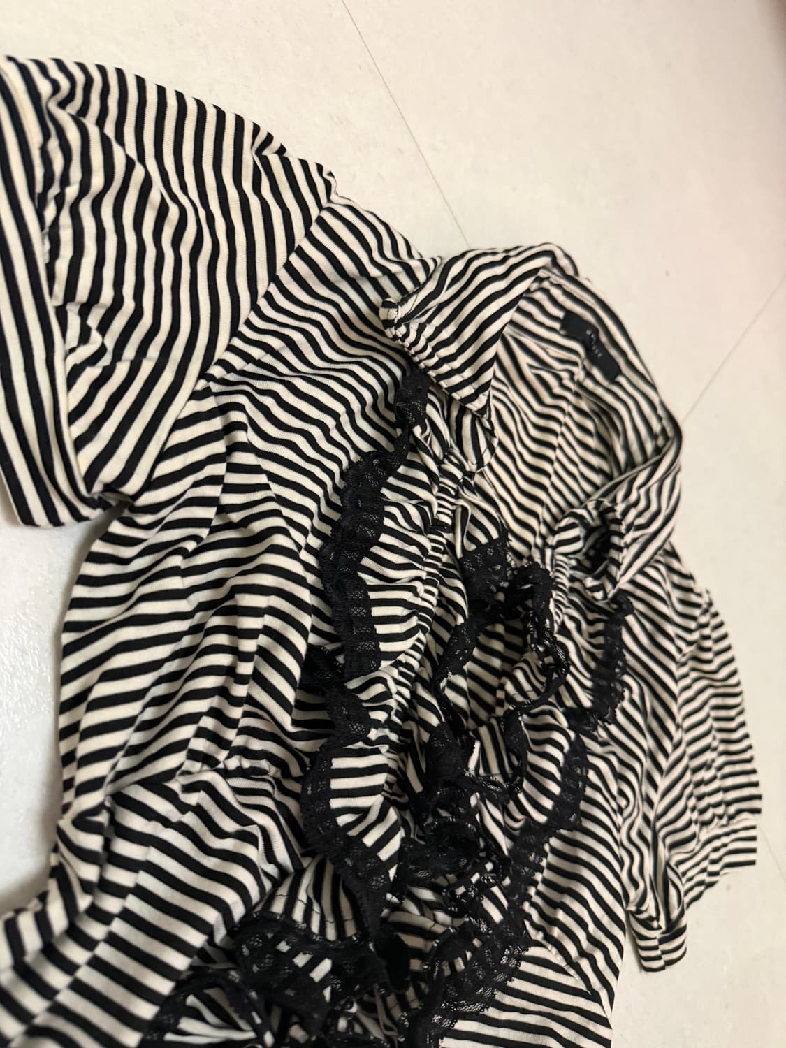 Vintage stripe frill top 상품이미지4