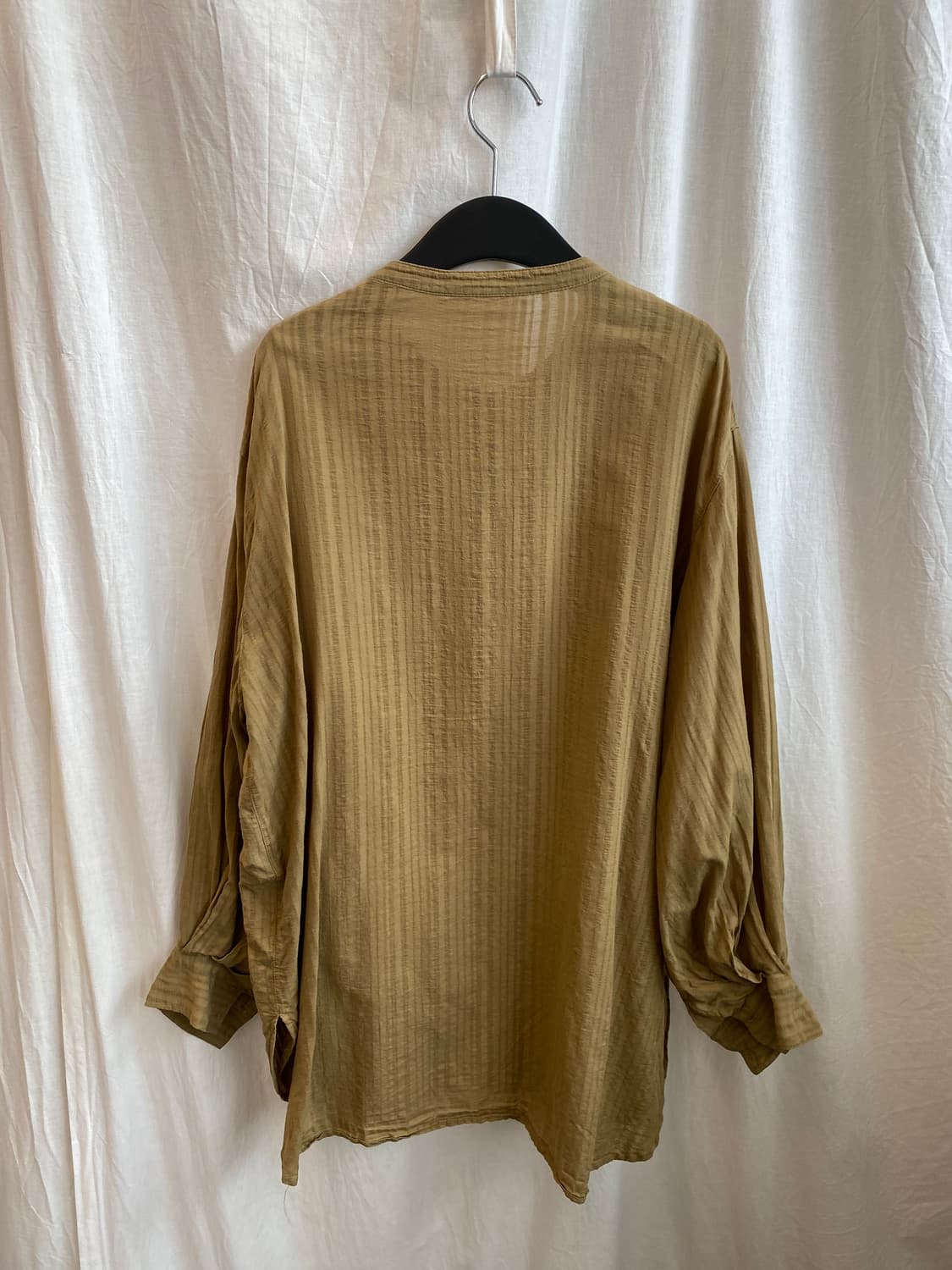 LUTIQUE 카키 스트라이프 오버핏블라우스(F) 상품이미지3