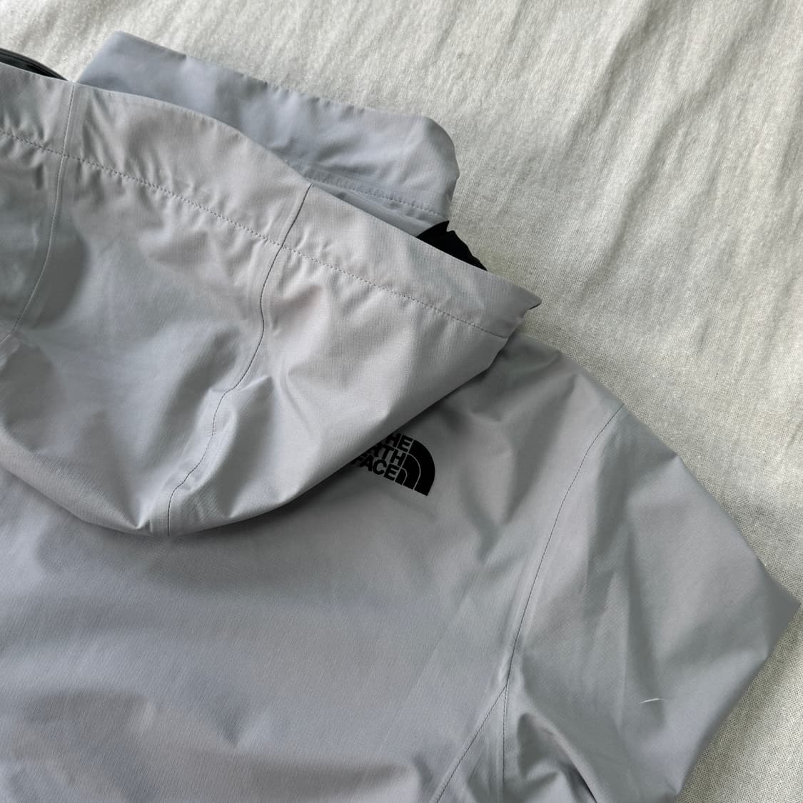 노스페이스 라이트그레이 바람막이 L 상품이미지6