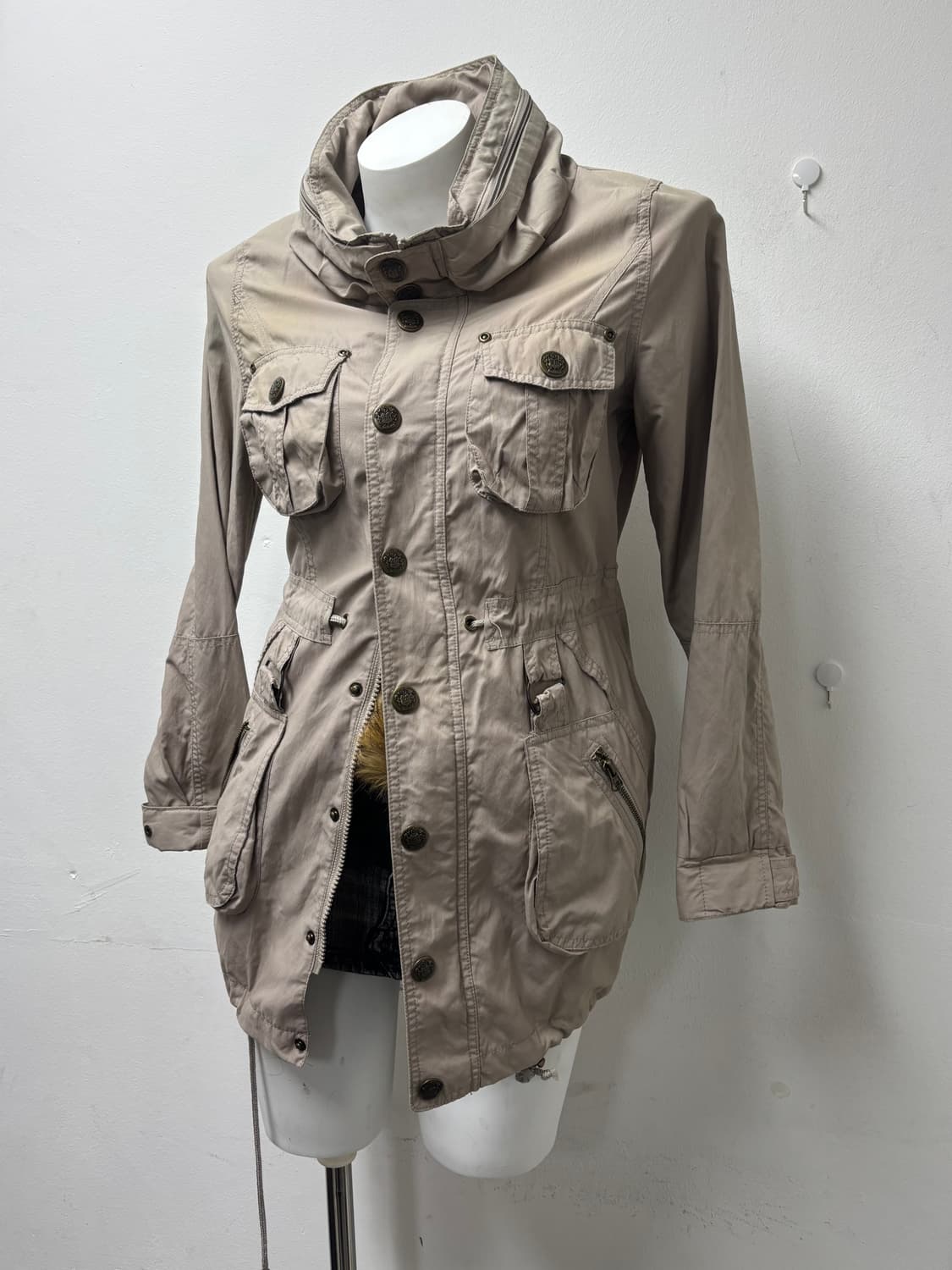 Y2K Bono-Hood Strap Detail Multi Pocket  상품이미지1