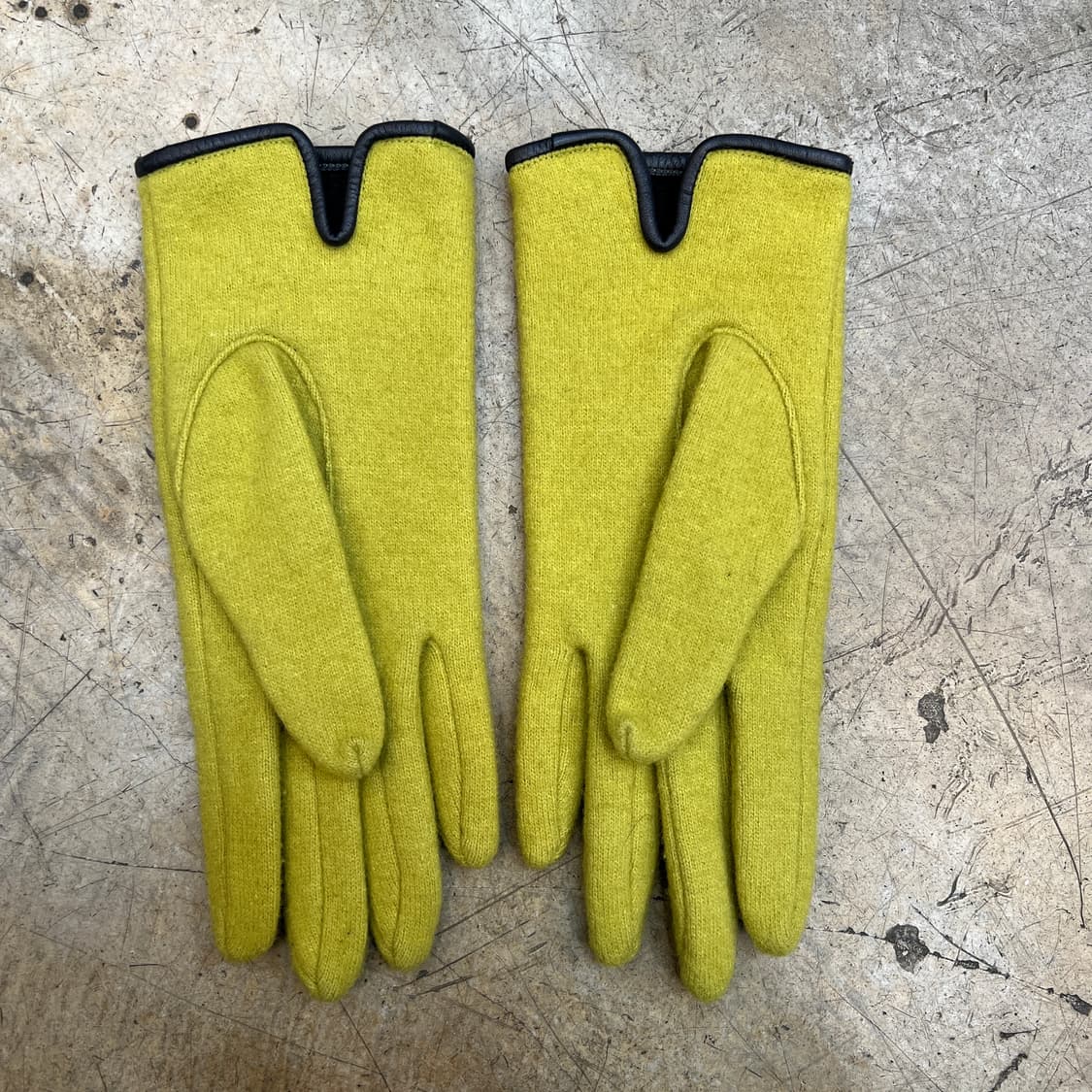 비비안 웨스트우드 장갑 상품이미지4