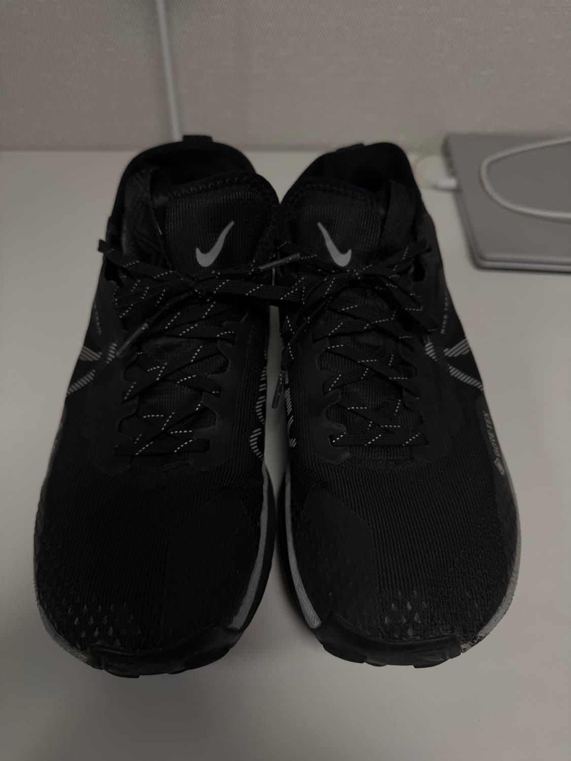 나이키 리액트 페가수스 트레일 4 고어텍스 블랙 울프 그레이 280 상품이미지1