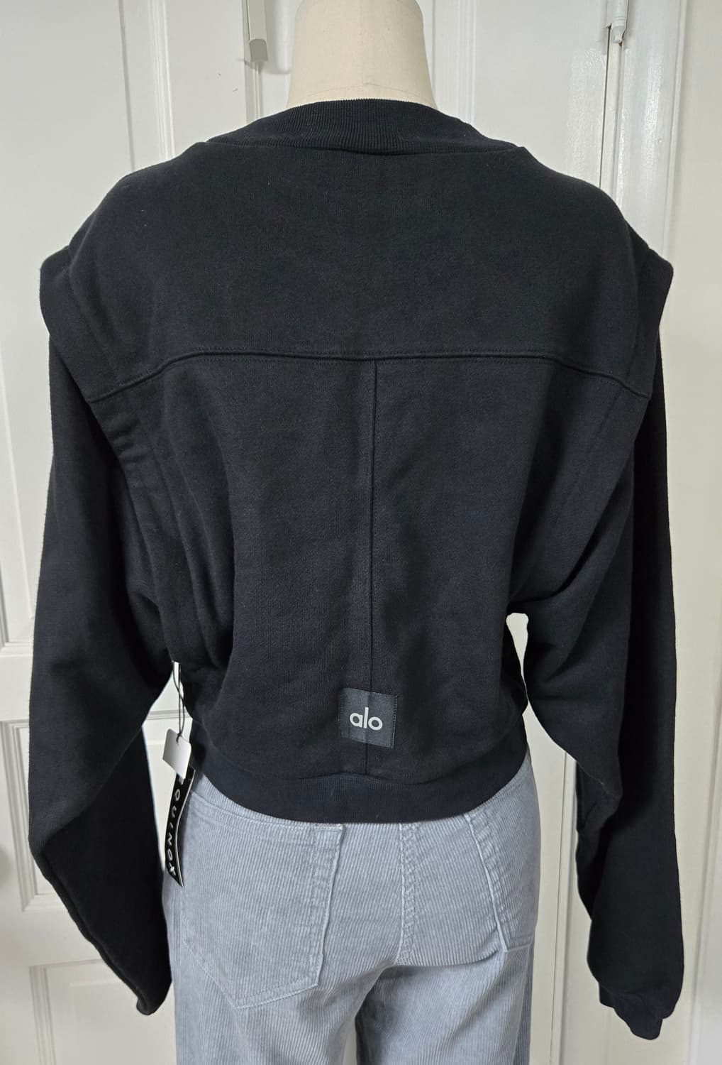 새상품)alo 크롭드 커버업 맨투맨 상품이미지6