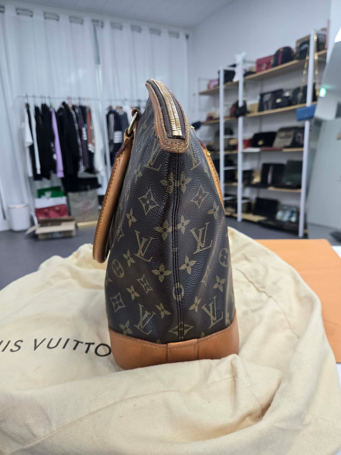 [50%세일] 루이비통 호리즌백 상품이미지3