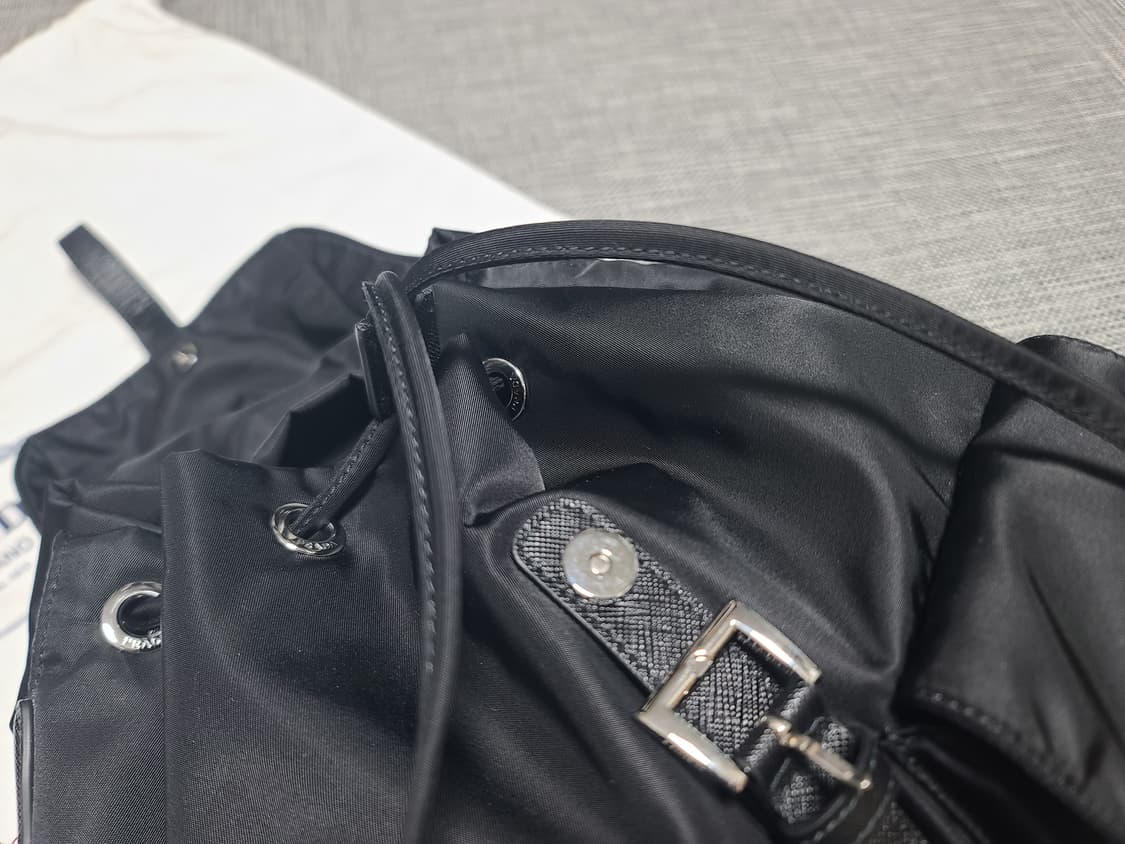 프라다 리나일론 투포켓 백팩 1bz811 미디움 백팩 상품이미지8