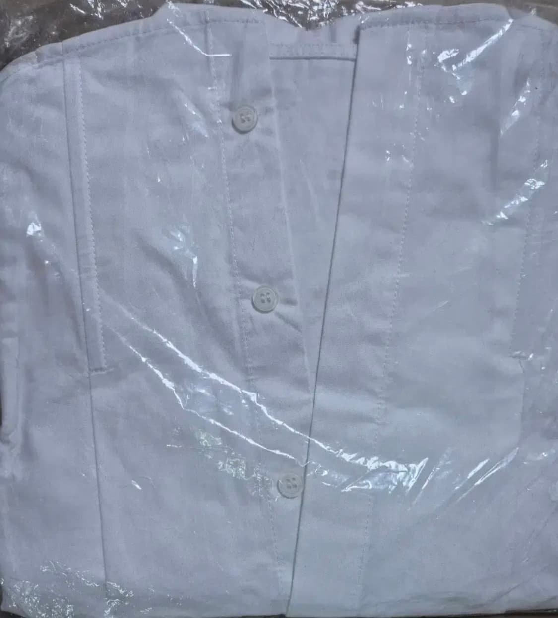 (새상품) 에잇세컨즈 핀턱 크롭셔츠 상품이미지2