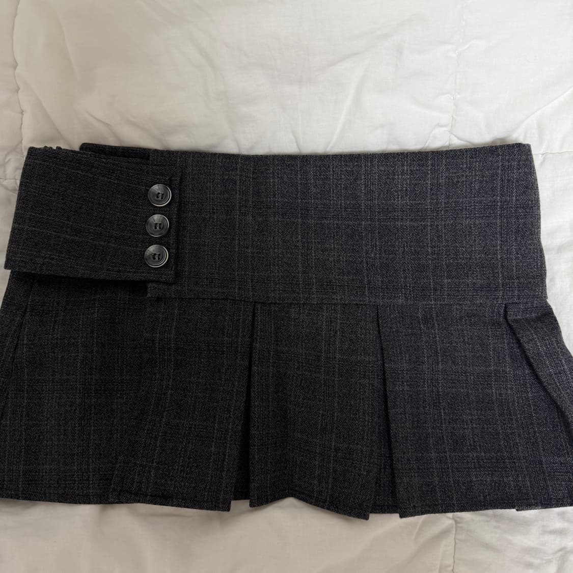 보헤미안 서울 플리츠 랩 스커트 딥 그레이 상품이미지6