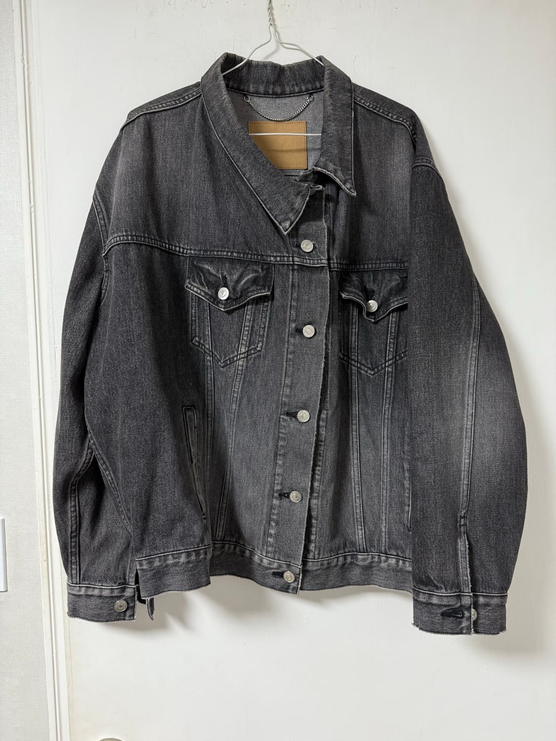 발렌시아가 그레이 비대칭 풀드 데님 재킷 상품이미지2