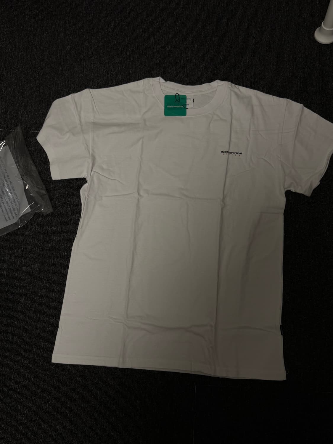 [L] 디스이즈네버댓 DSN-Logo Tee 로고 반팔 화이트 상품이미지2