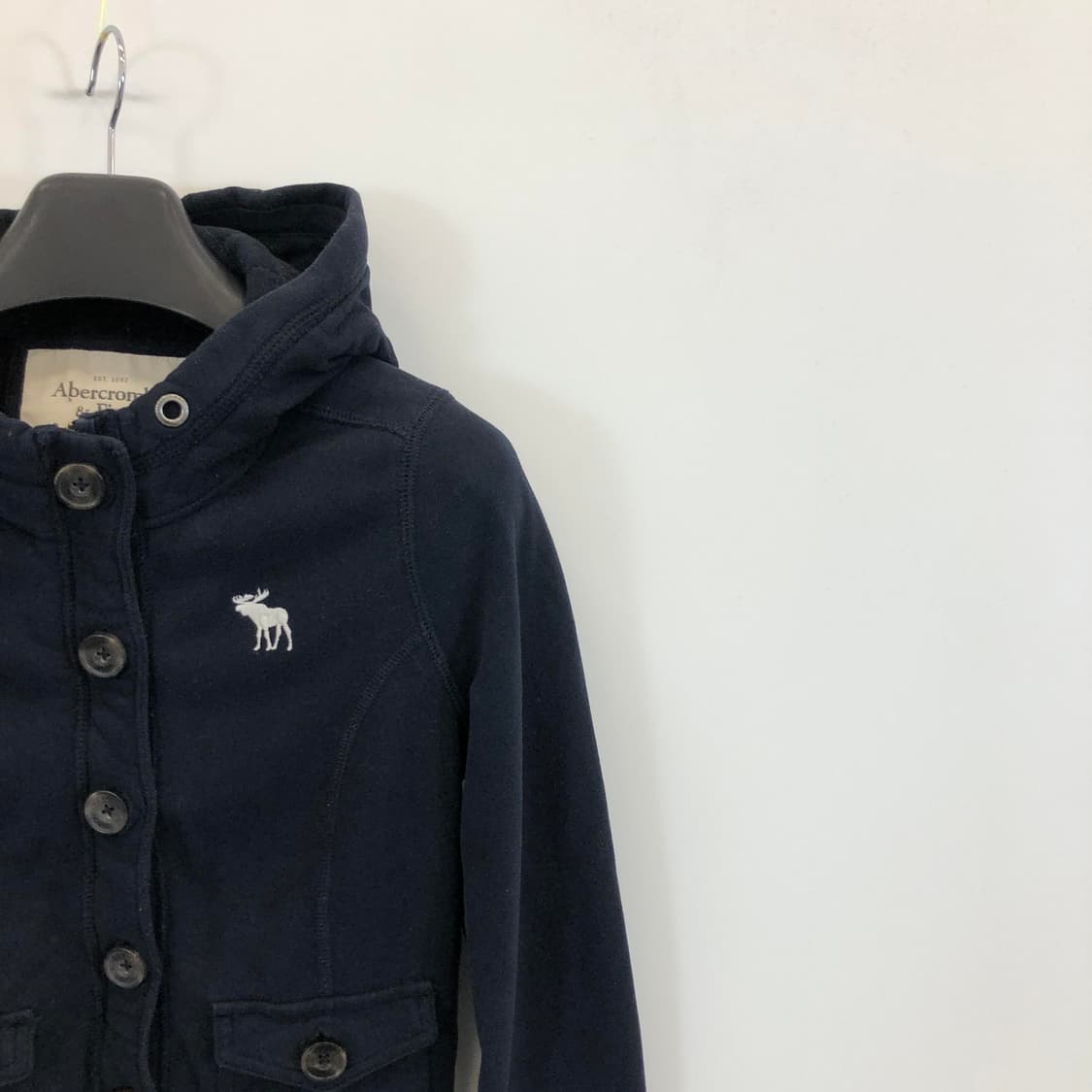 아베크롬비 Y2K 버튼 네이비 후드집업 M 상품이미지2