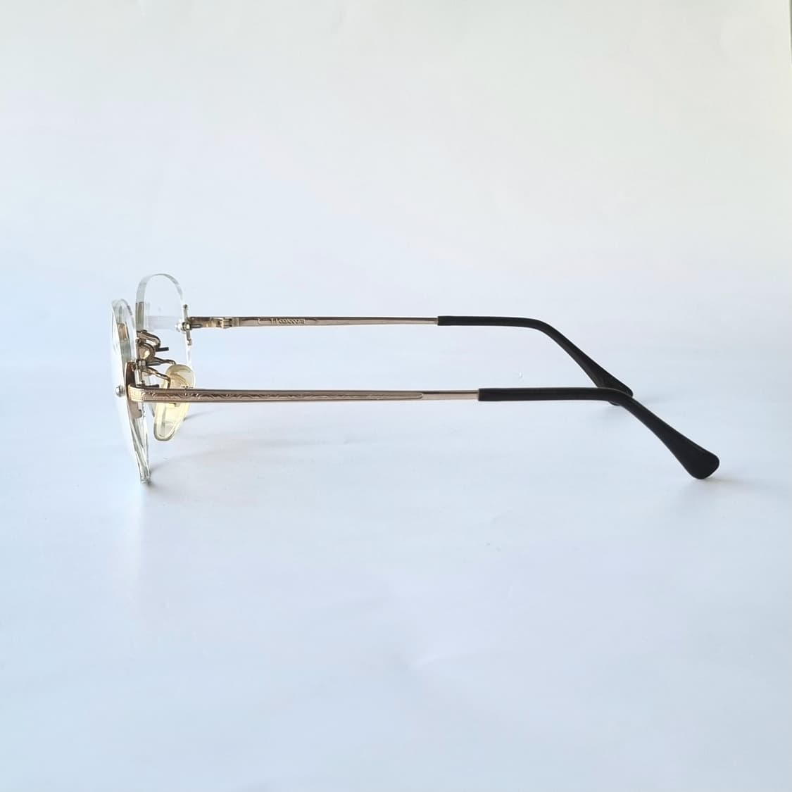 데드스탁 미니멀&럭셔리 골드 포인트 무테 안경  760 상품이미지3