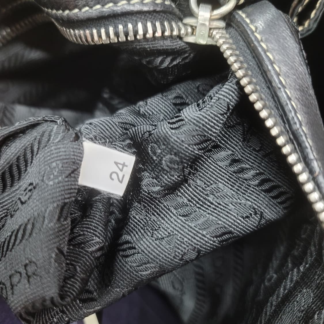 프라다 토트백 상품이미지10