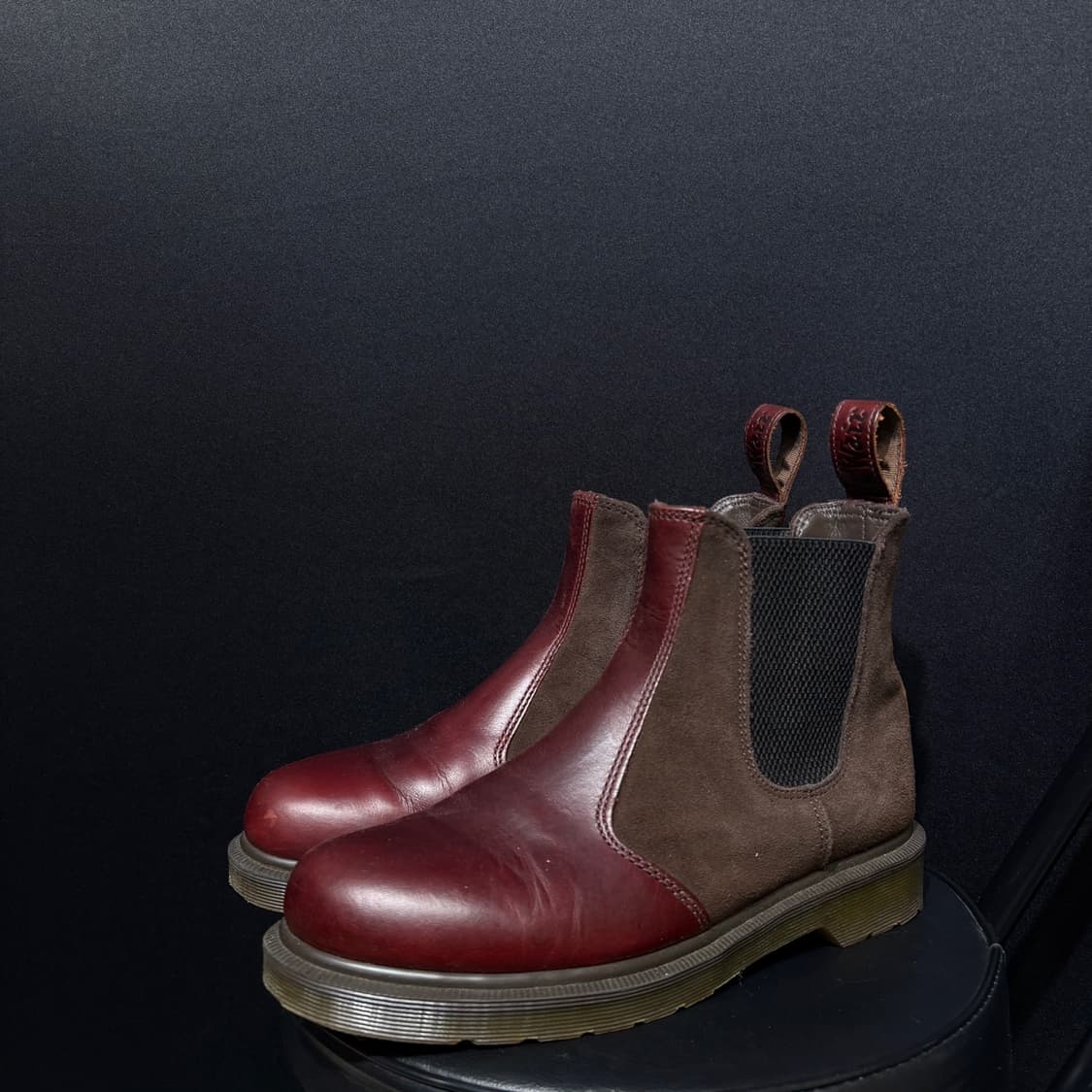 닥터마틴 스웨이드 배색 첼시 부츠 상품이미지1