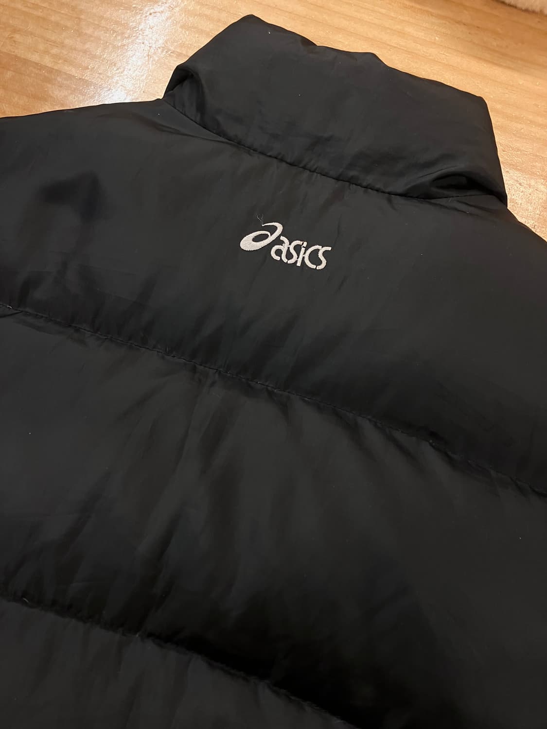 아식스 패딩 조끼 블랙 100 #csz2808 상품이미지4