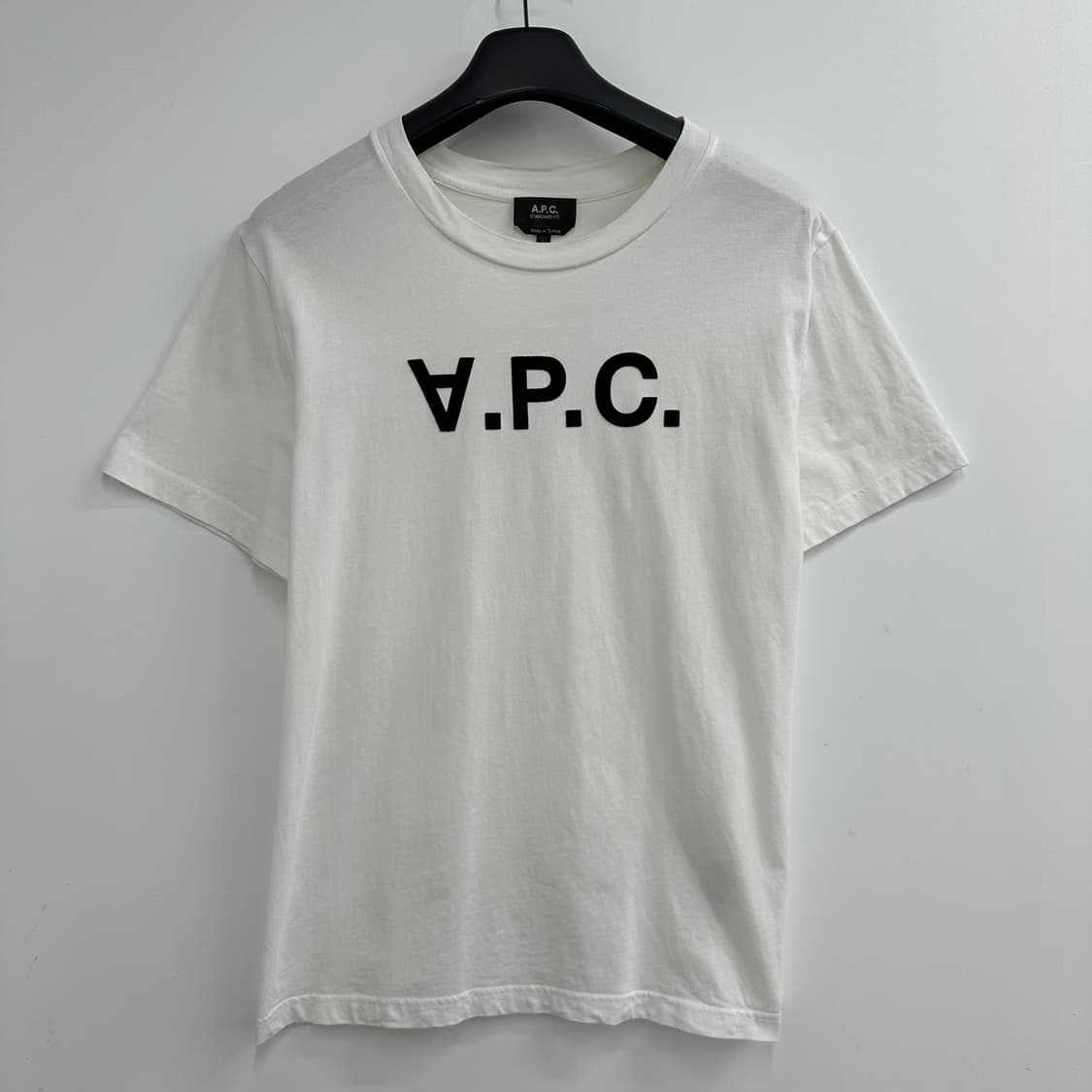 100 A.P.C 아페쎄 남자 스텐다드핏 남자 반팔 티셔츠 상품이미지1