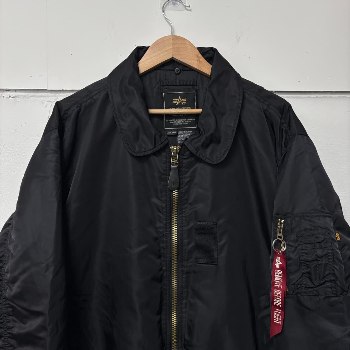 알파인더스트리 블랙 항공 점퍼 상품이미지2