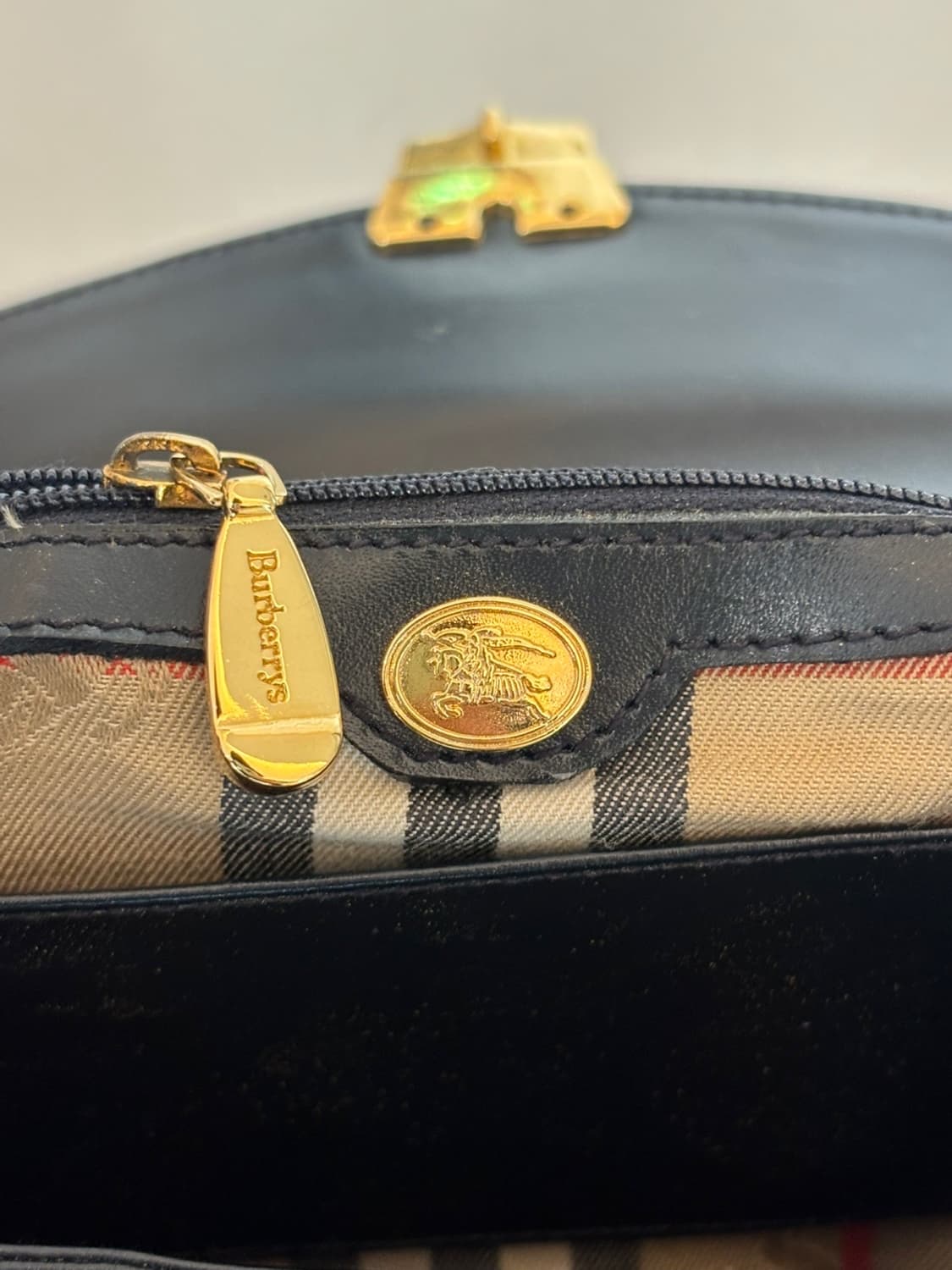 Burberry Leather Bag 상품이미지9