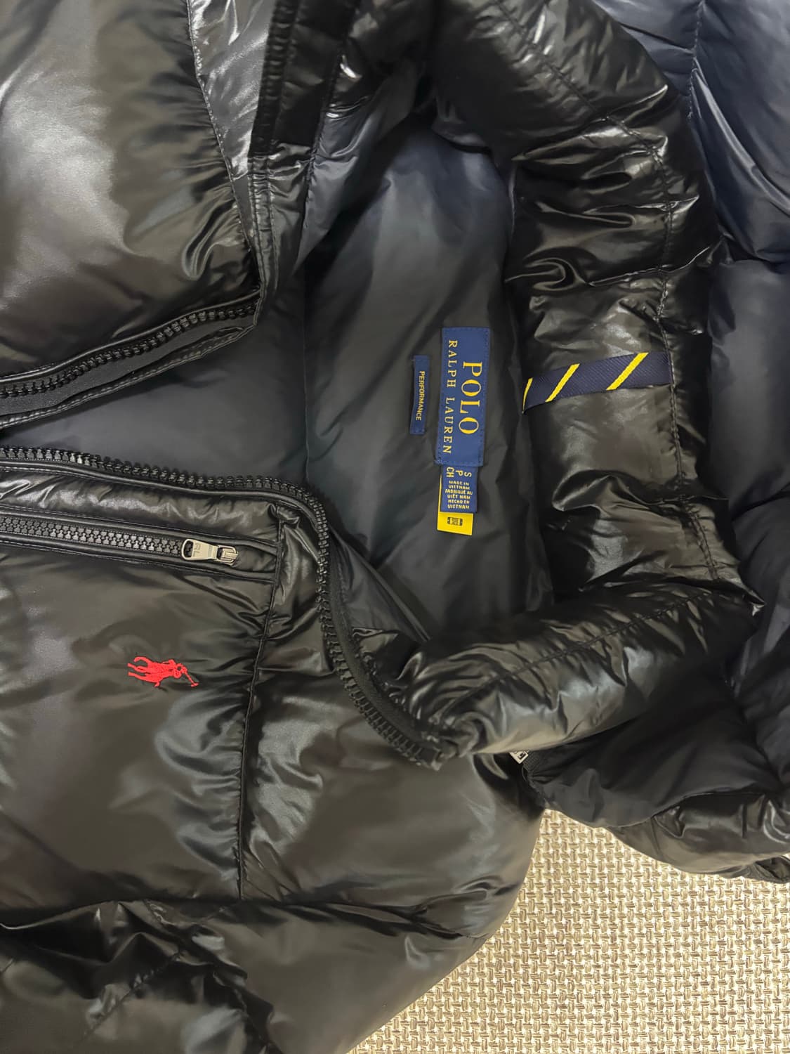 폴로 유광 패딩 상품이미지2