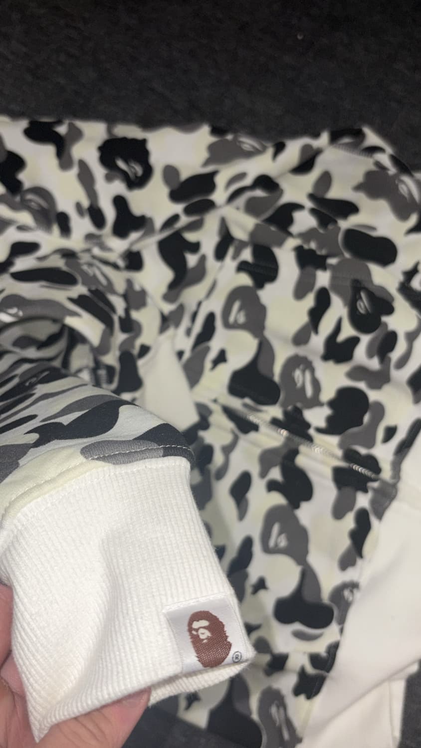 베이프 white camo  후드집업 상품이미지2