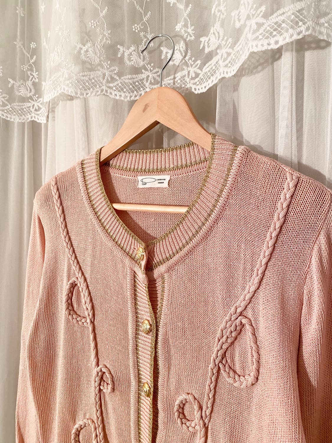 Vintage Soft Pink Gold Button Cardigan 상품이미지2