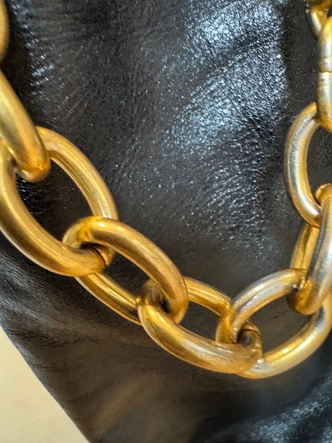 아떼 바네사브루노 블랙 숄더백 상품이미지8