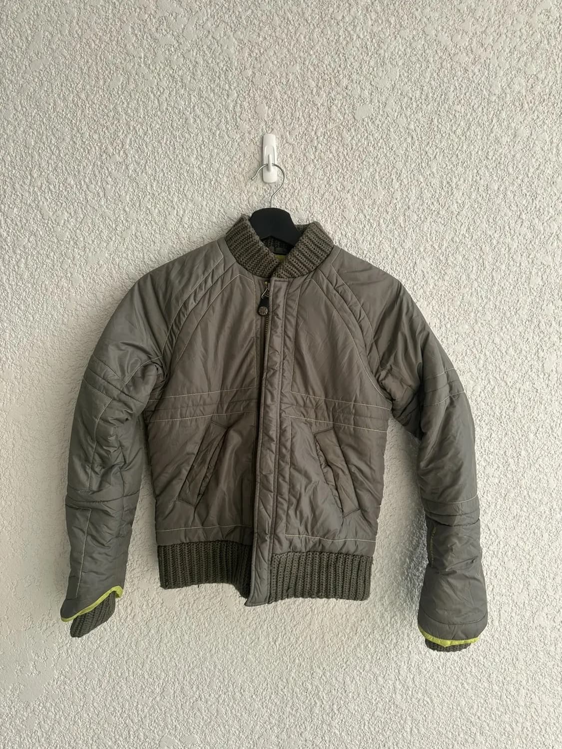 디젤 아카이브 크로스 나일론 패디드 재킷 상품이미지1