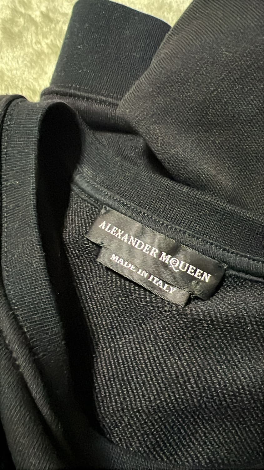 알렉산더 맥퀸 맨투맨  상품이미지2