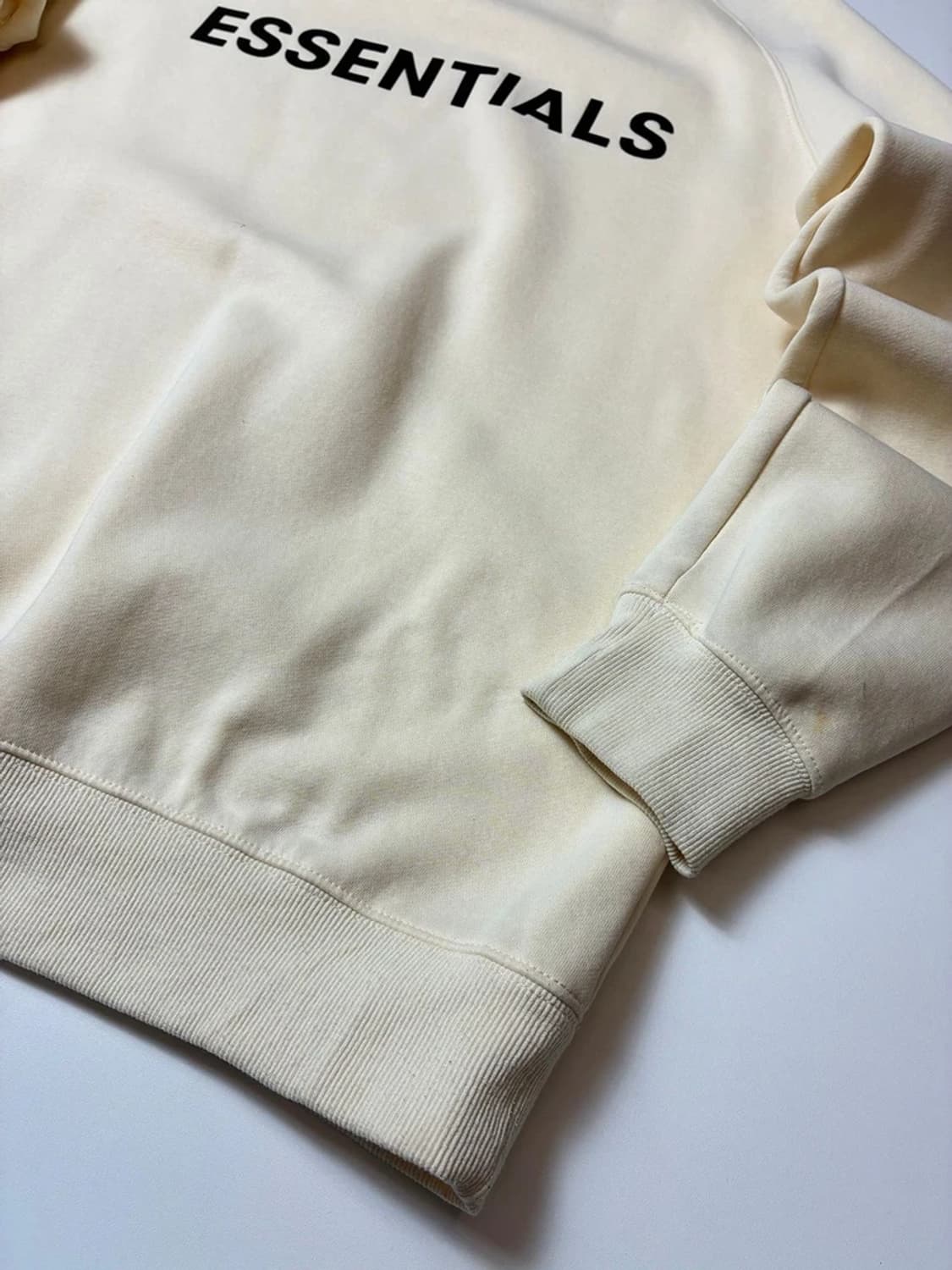 에센셜 피어오브갓 로고 시그니처 오버 맨투맨 PN9140 상품이미지4