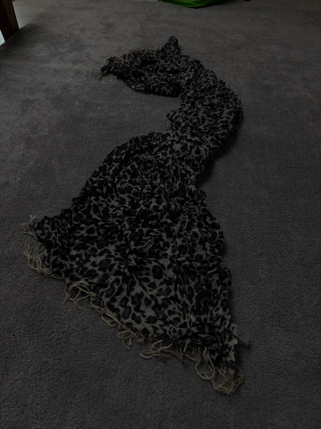 Vintage v-kei punk mood leopard scarf 상품이미지1