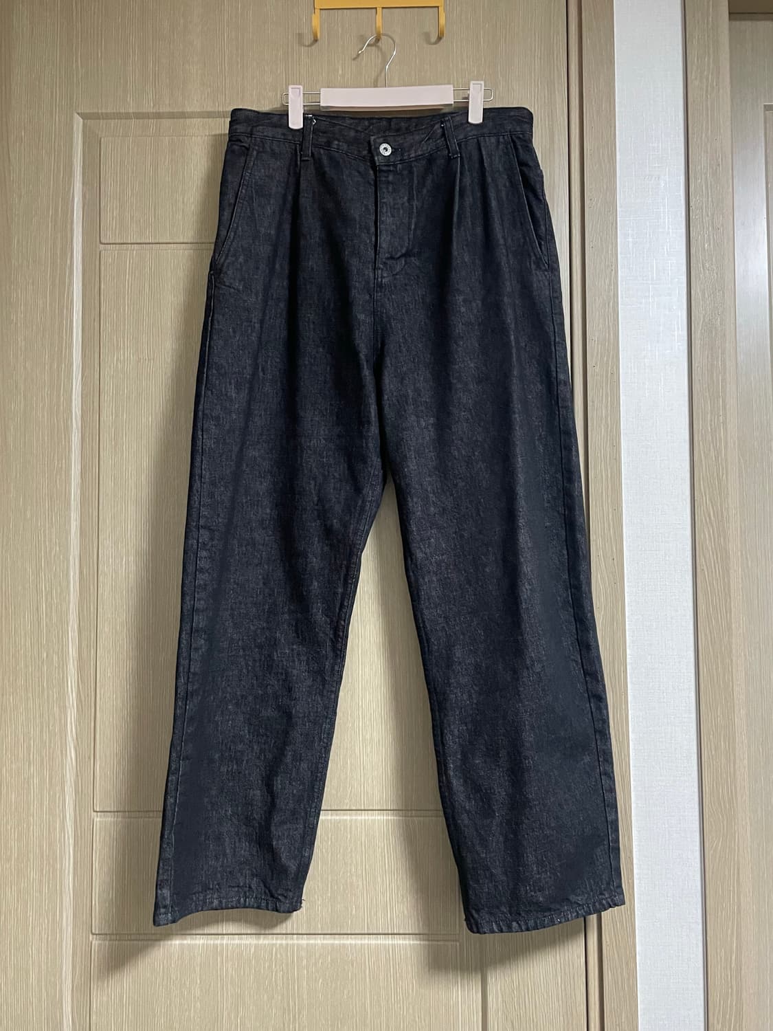 아트이프액츠 원턱 커브드 데님 팬츠 워시드 블랙 M사이즈 상품이미지2