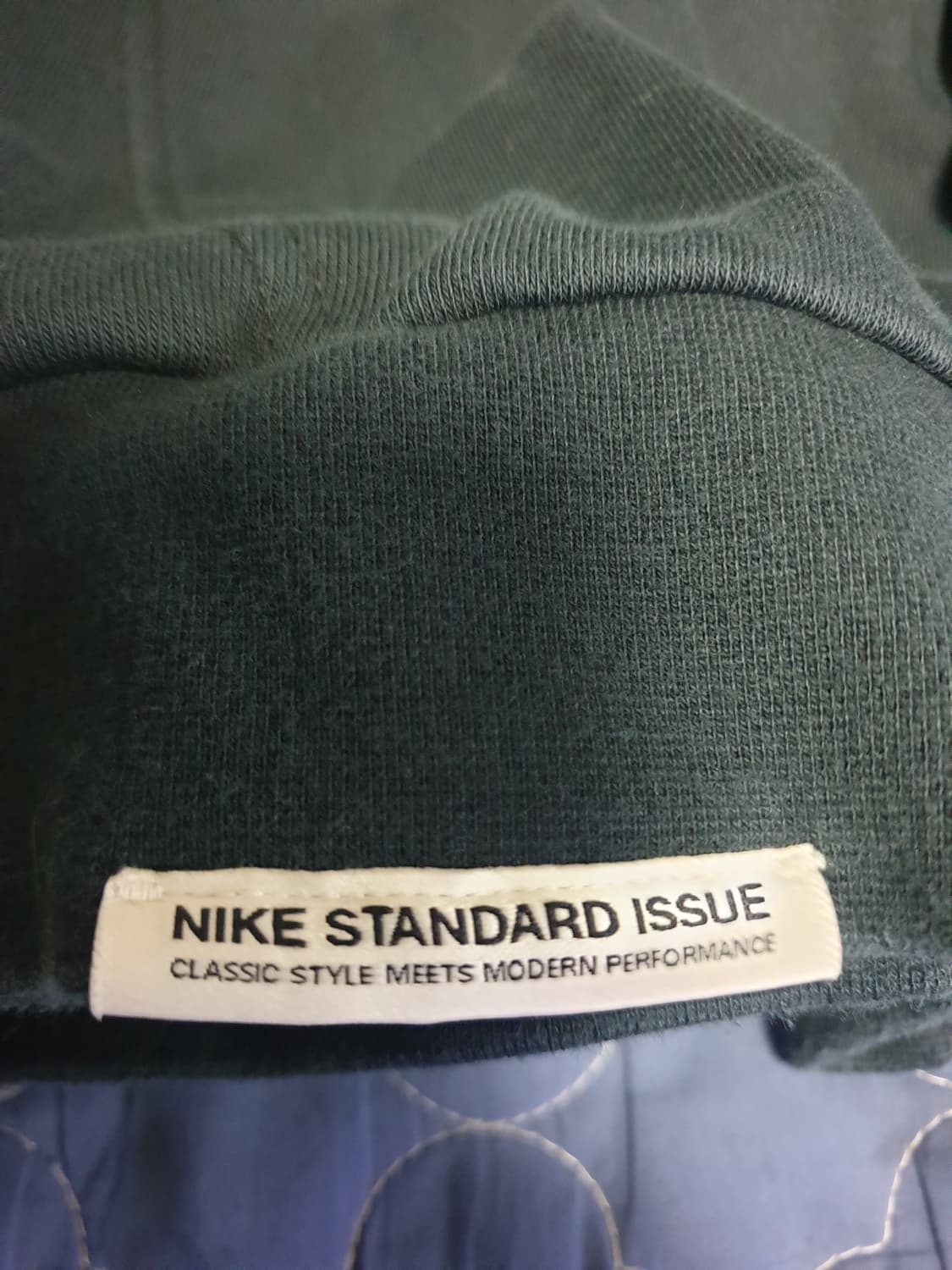 나이키 우먼 드라이핏 크롭 플라이 스탠다드 이슈 후드티 (M) 상품이미지3