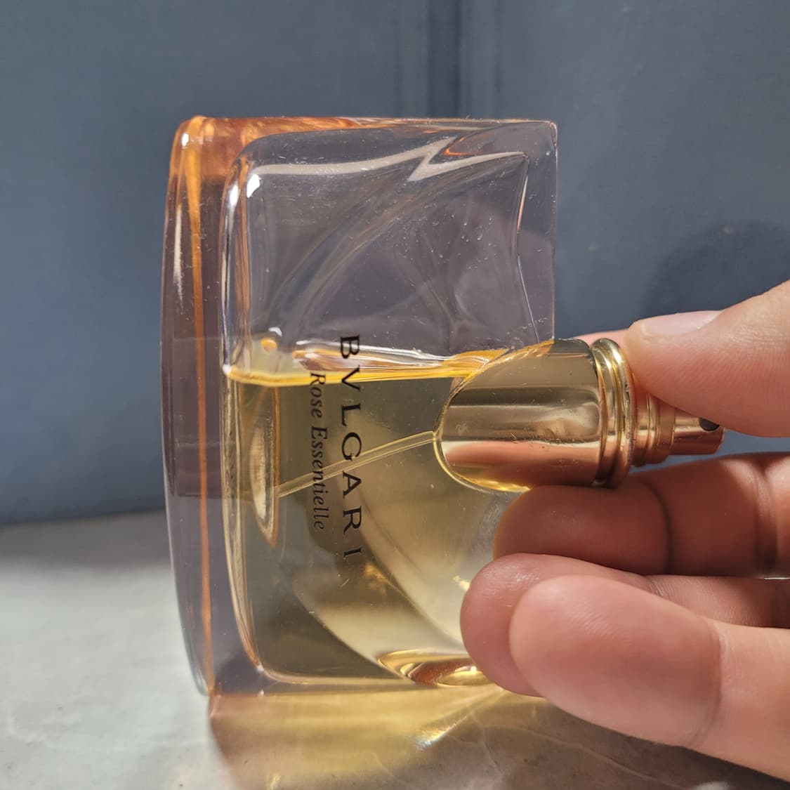 불가리 로즈 에센셜 50ml (4) 상품이미지2