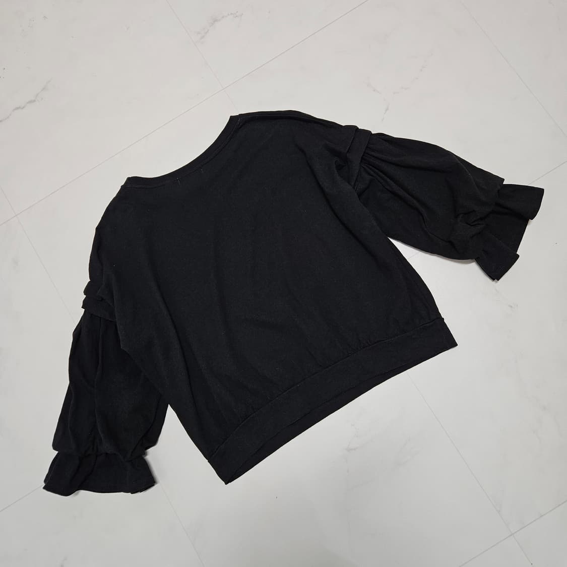 niko and... 니코앤드 프릴 소매 맨투맨 상품이미지3