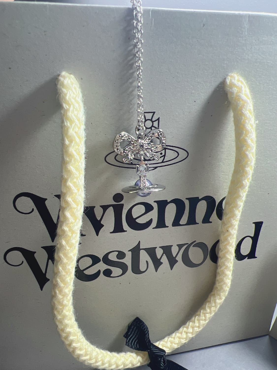 비비안웨스트우드 옥타비에 리본 목걸이 상품이미지1