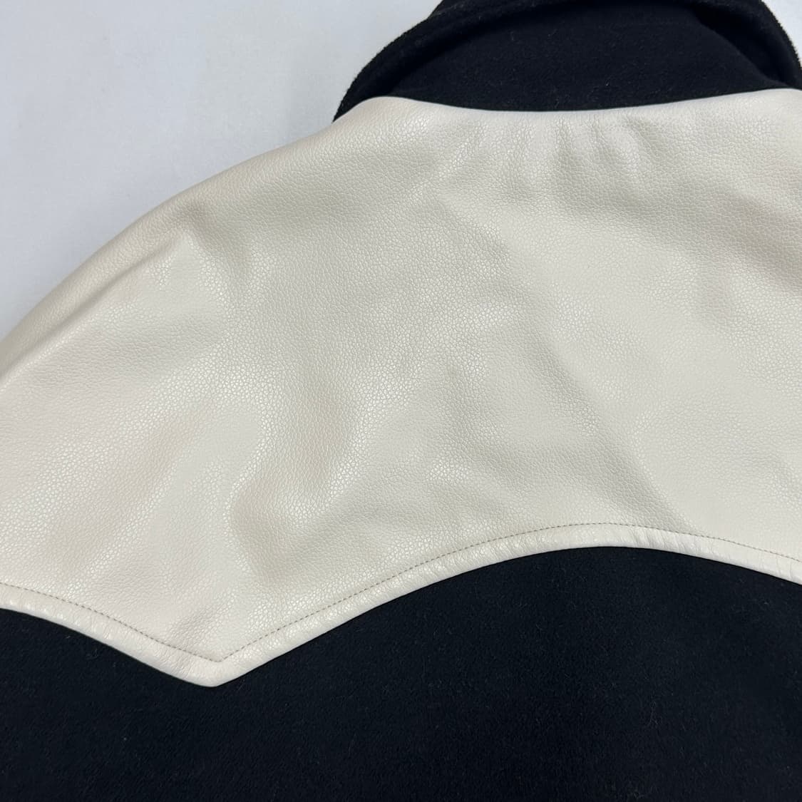 파르티멘토 블랙 울 레더 배색 스타디움 자켓 상품이미지7