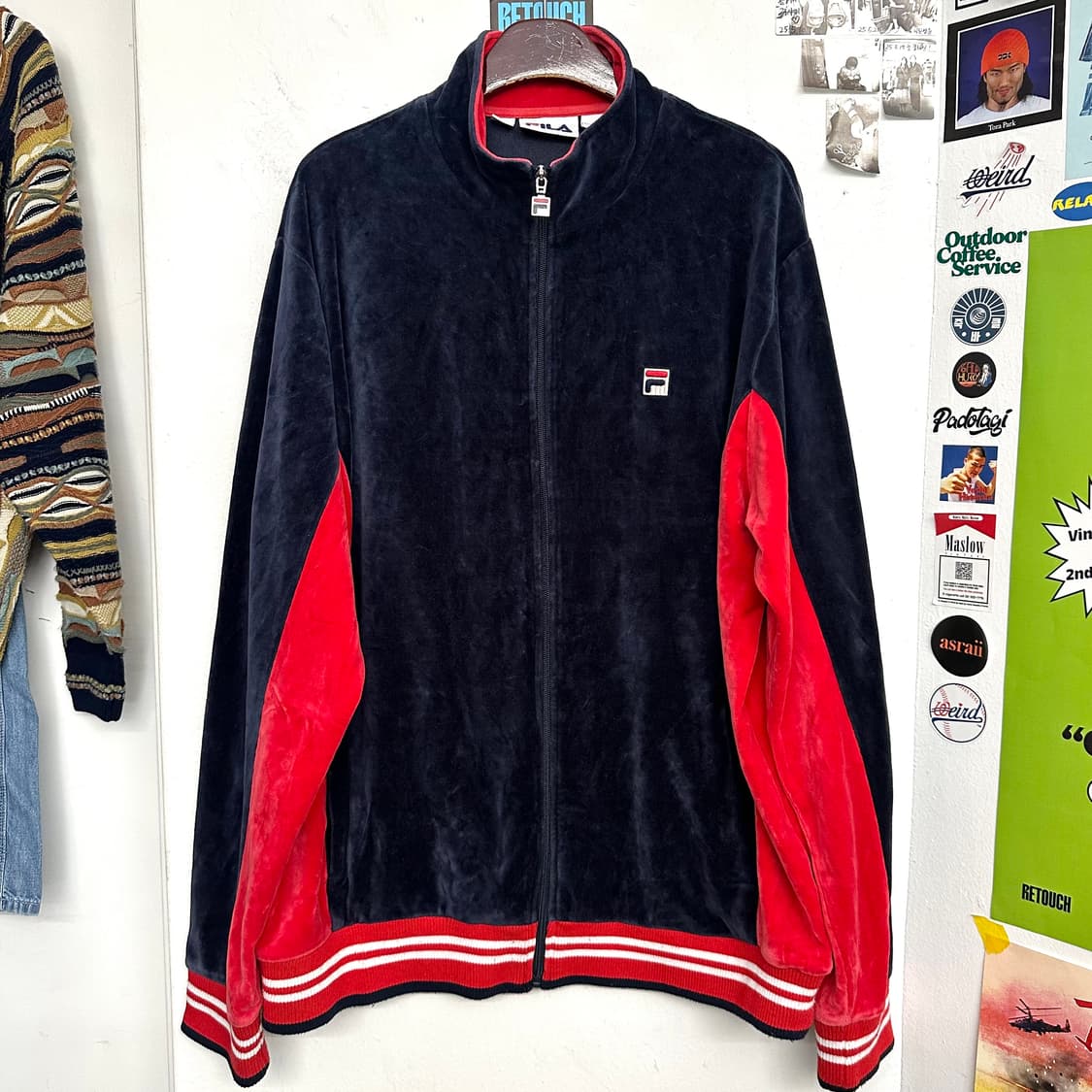 휠라 클래식 벨벳 트레이닝 집업 상품이미지1