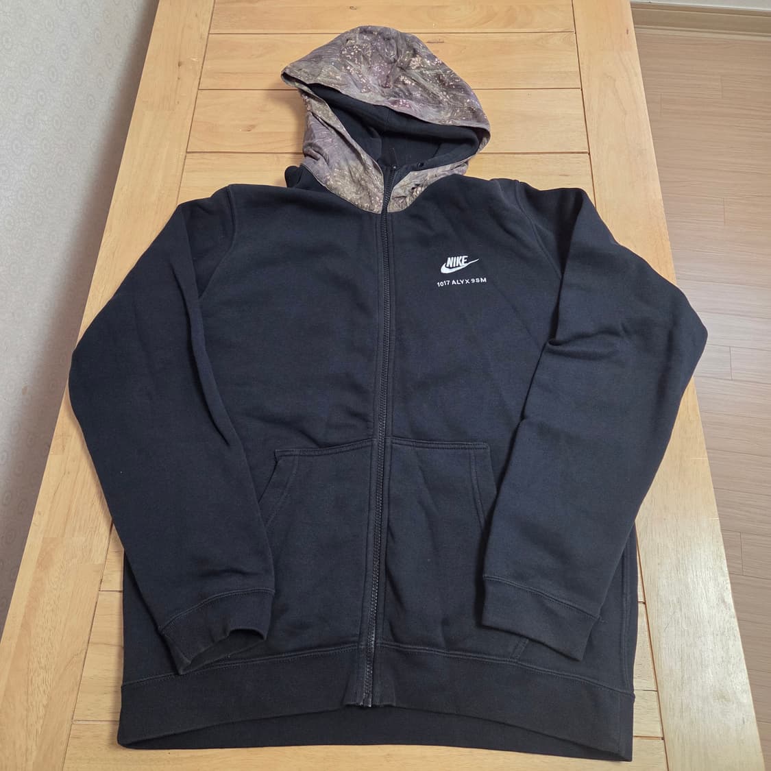 L 알릭스 나이키 카모 후드집업 상품이미지1