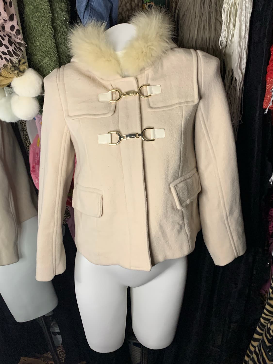 질스튜어트 히메갸루 퍼 버클코트 상품이미지1