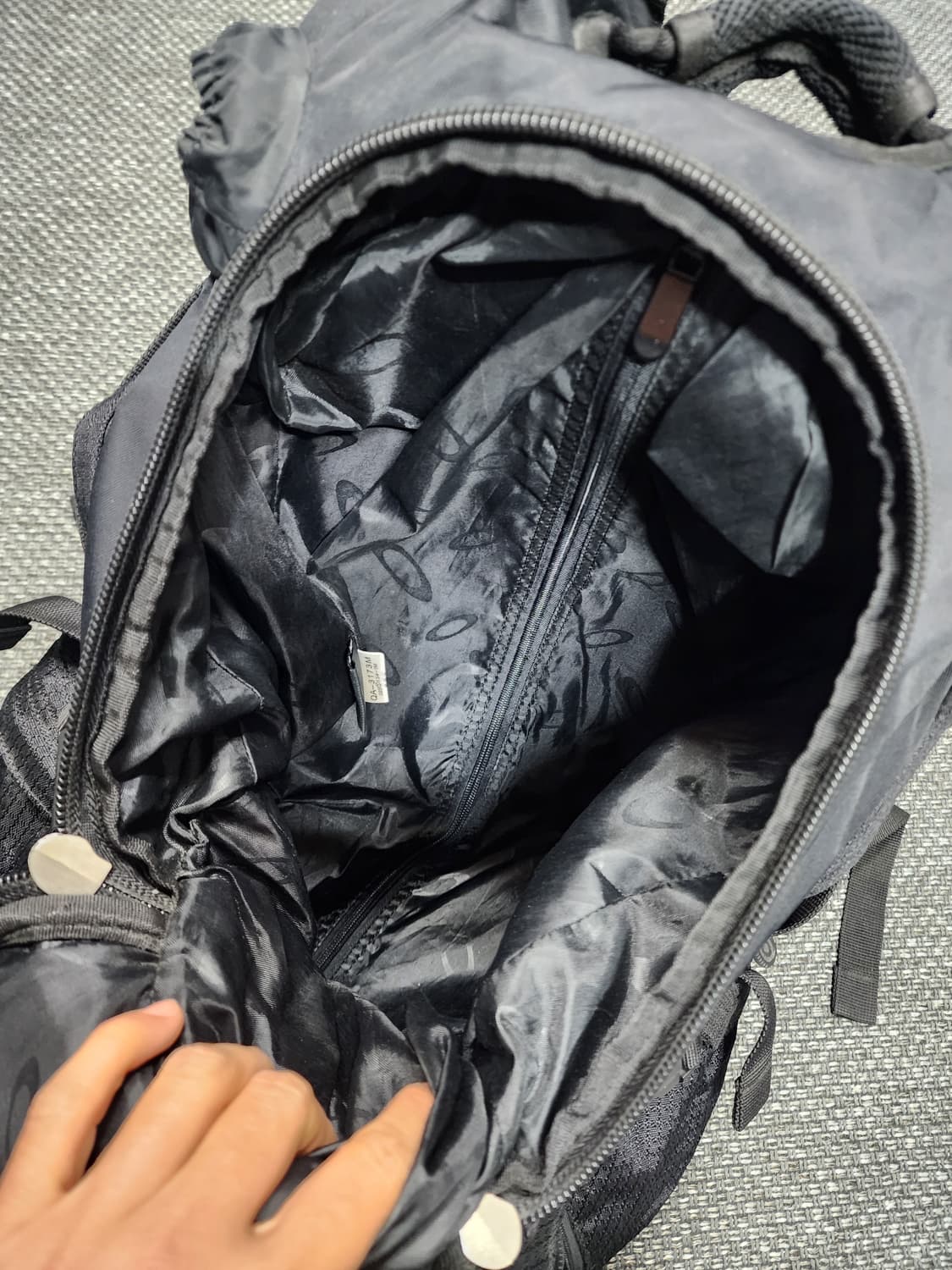 오클리 유틸리티 아이콘 백팩 상품이미지4