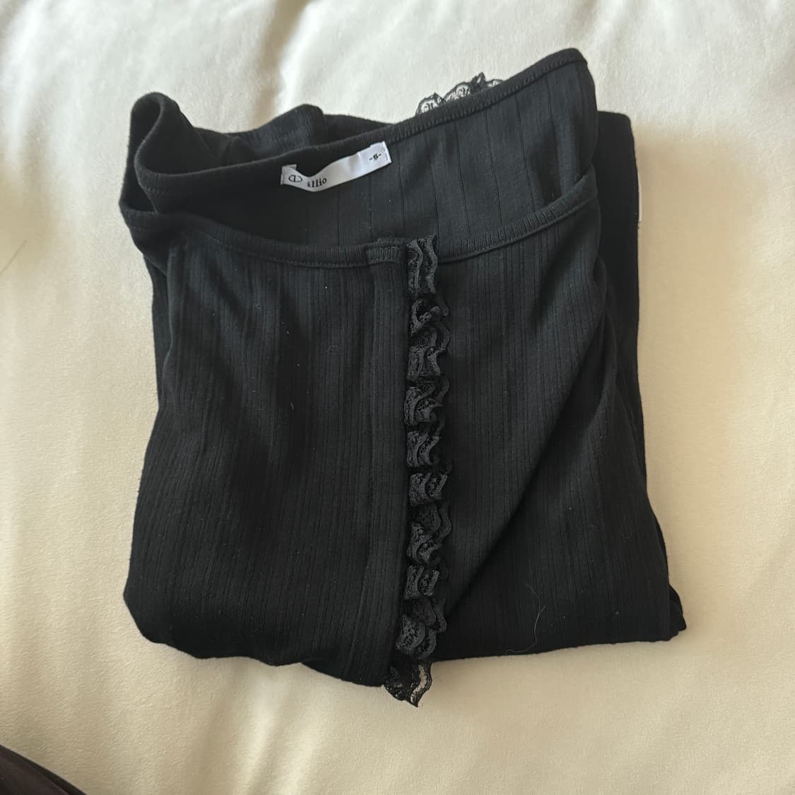 일리오 Black My one lace trim cardigan 상품이미지3