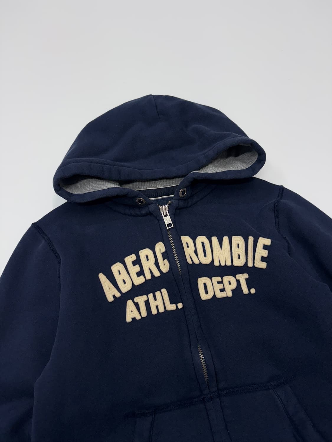 Abercrombie&Fitch 아베크롬비앤피치 빈티지 아치로고 후드집업 상품이미지3