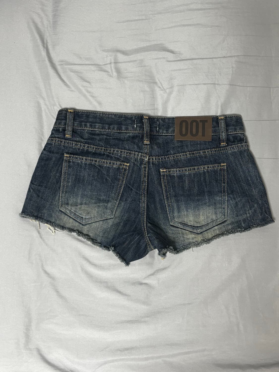 로우라이즈 데님 쇼츠 상품이미지4