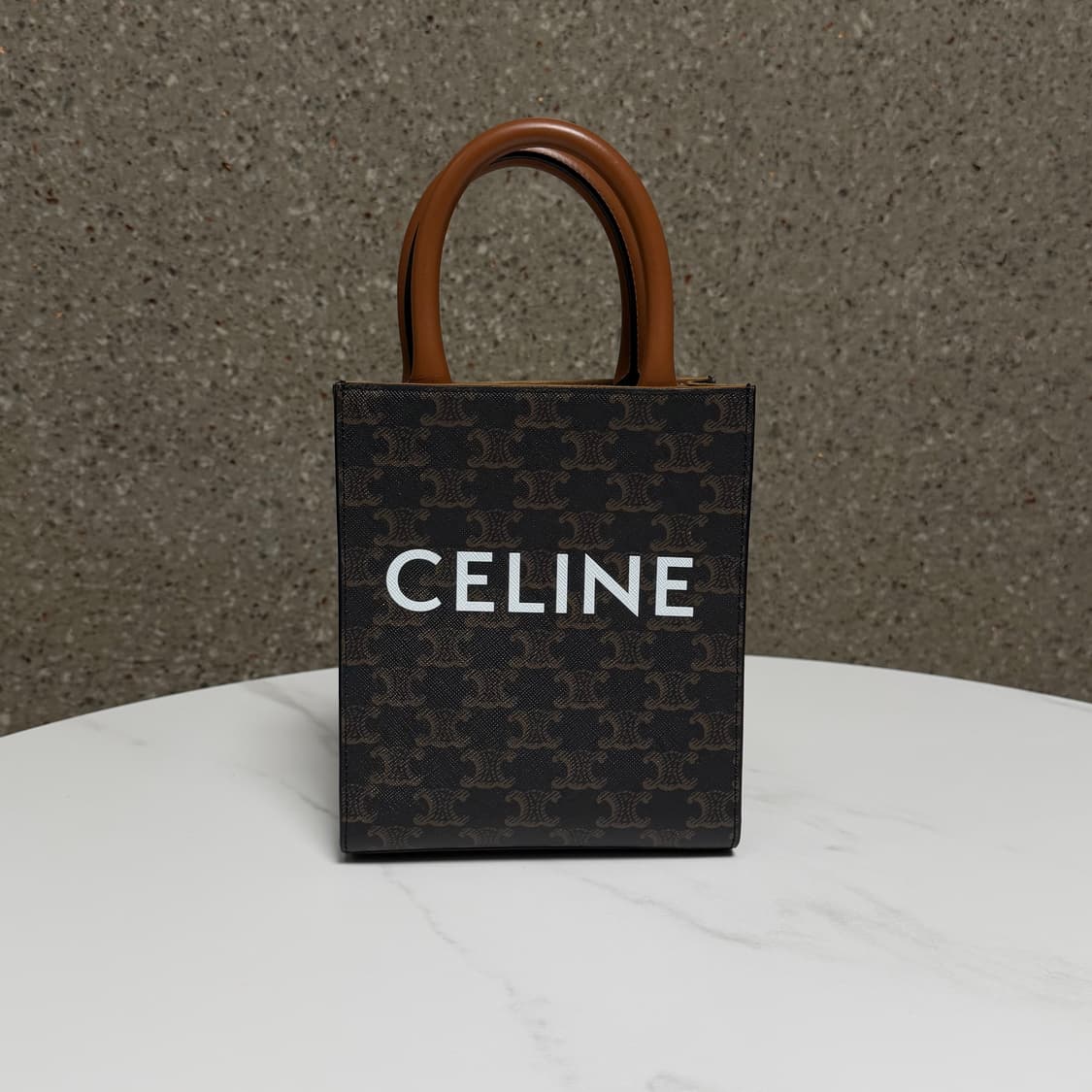 [새상품급]셀린느 트리오페 미니 카바스백 상품이미지1