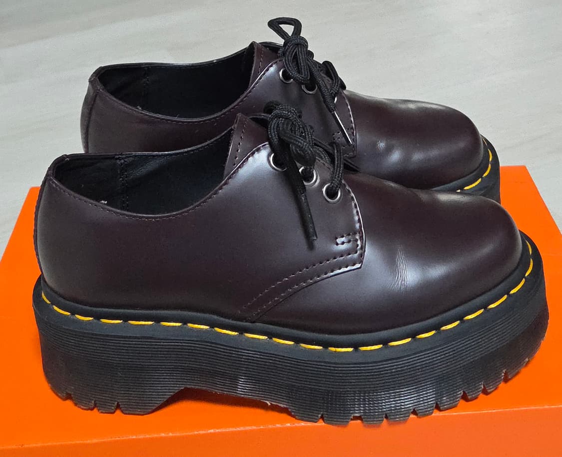 닥터마틴 1461 쿼드 버건디 상품이미지4