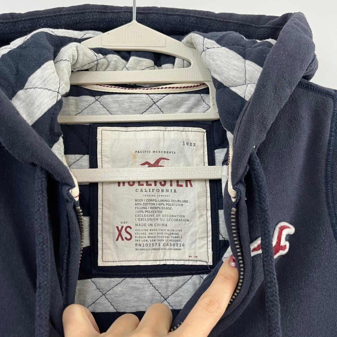 홀리스터 딱붙핏 누빔안감 네이비 후드집업 상품이미지7