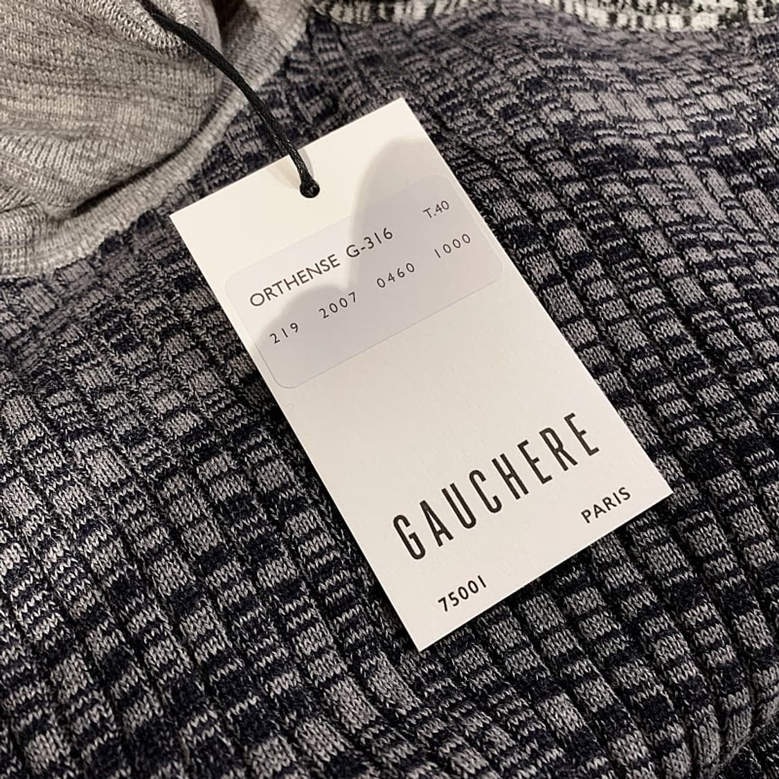 GAUCHERE

고셰르 여성 그레이 터틀넥 울 니트 상품이미지4