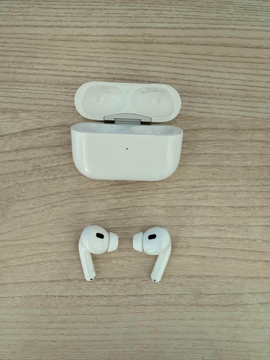 에어팟 프로 2 팝니다 상품이미지1